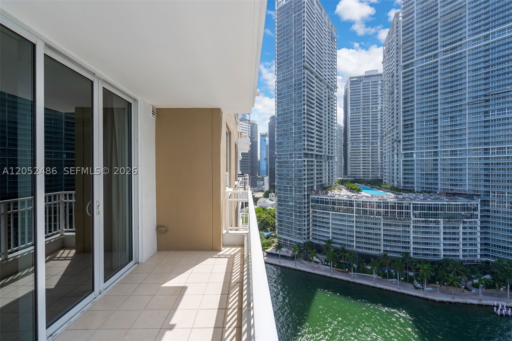 image Courts Brickell Key16