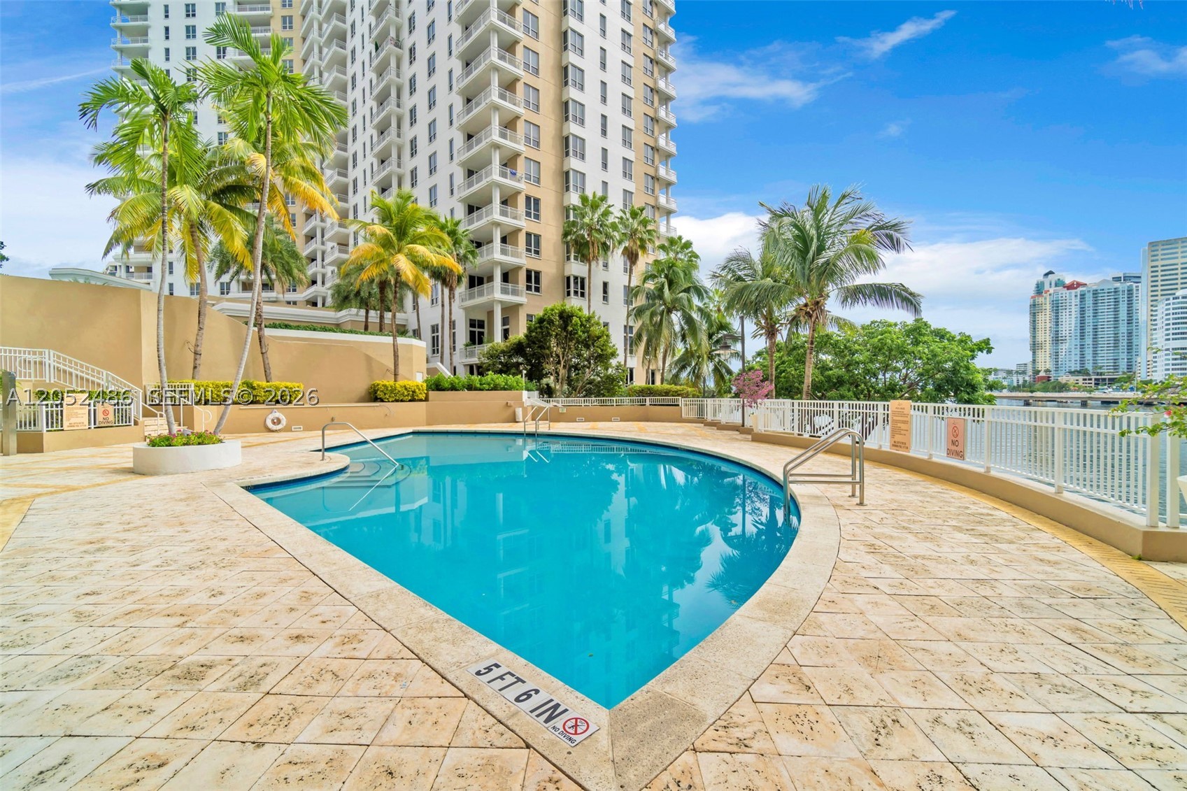 image Courts Brickell Key23
