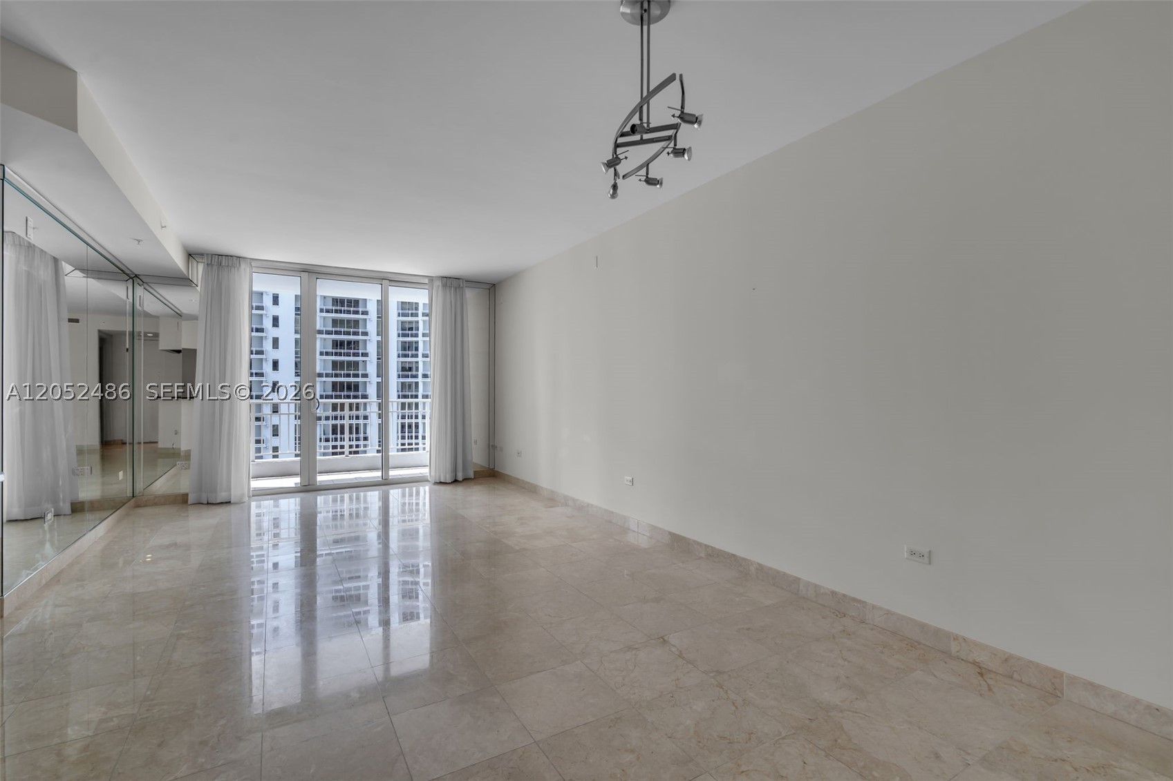 image Courts Brickell Key2