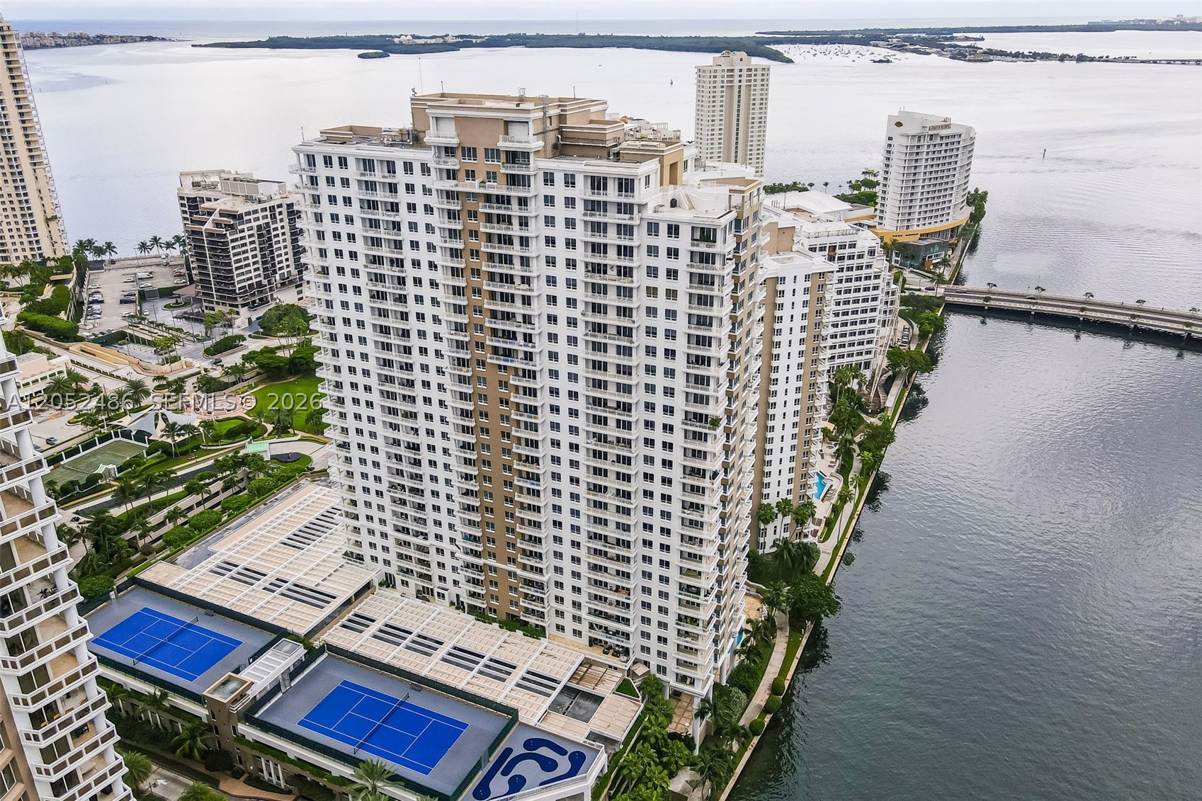 image Courts Brickell Key34