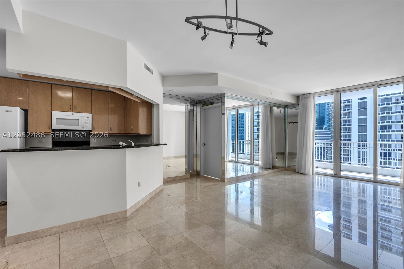 image Courts Brickell Key6