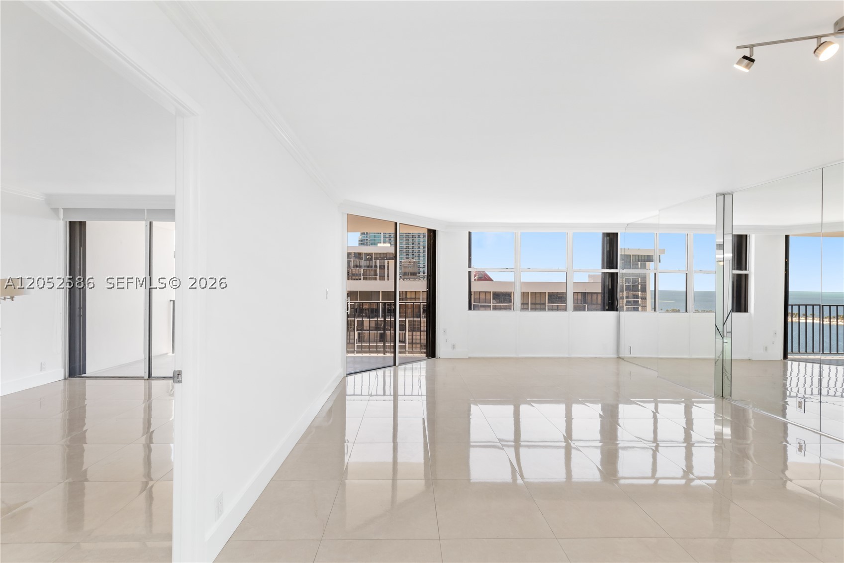 image Brickell Place II10