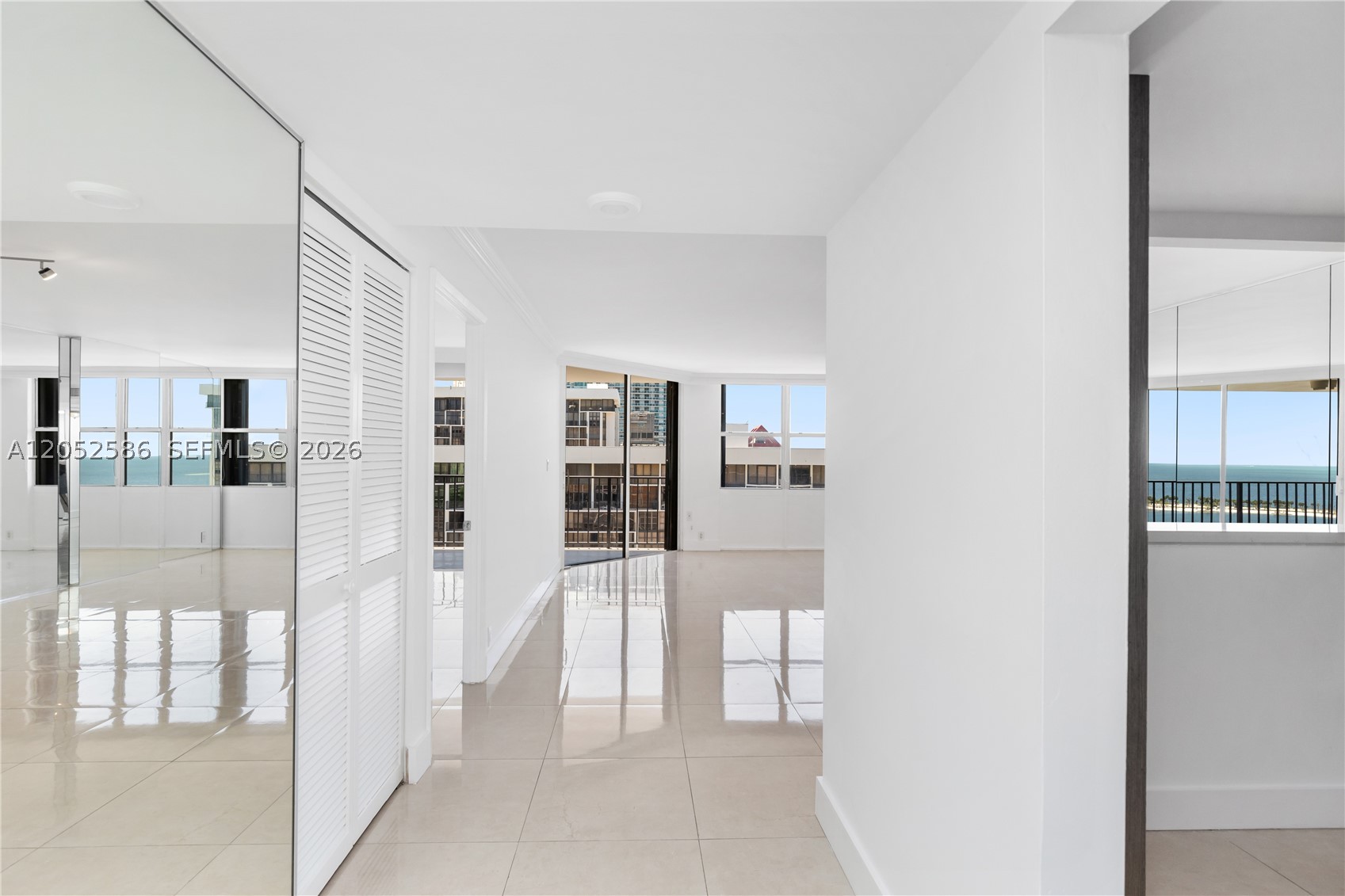 image Brickell Place II5