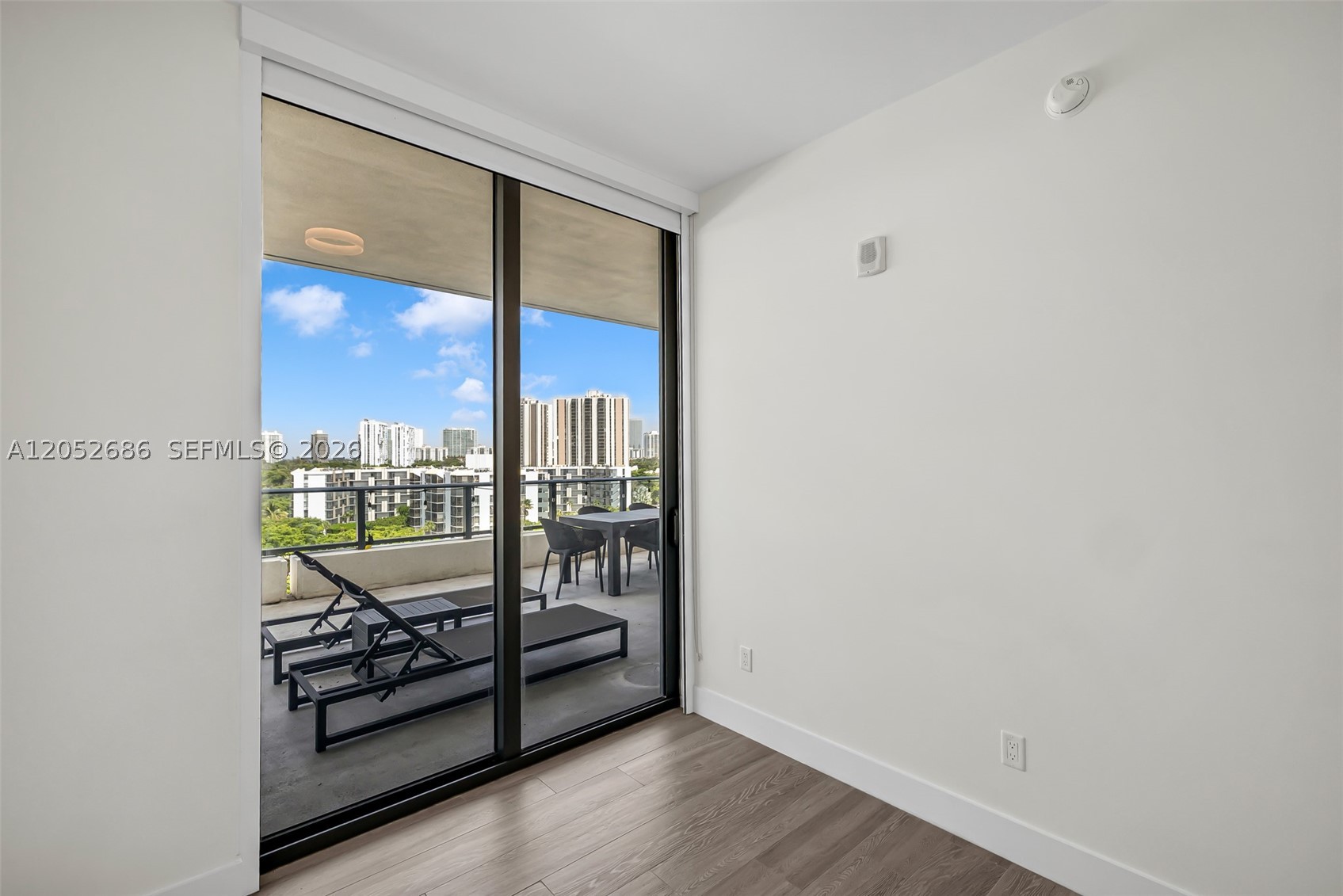 2960 NE 207th St #811 Aventura, FL 33180