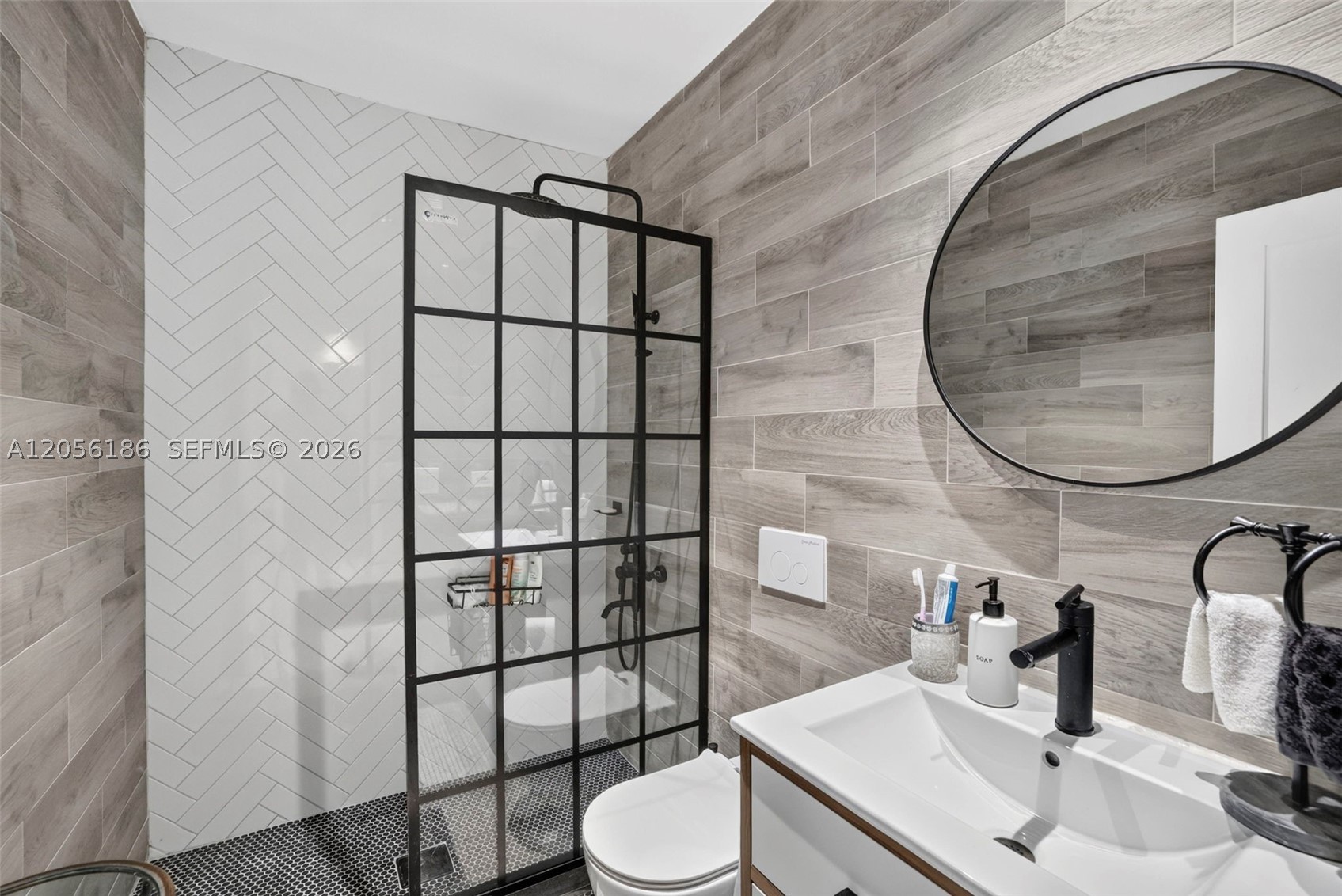 545 NE 9th Ave Fort Lauderdale, FL 33301