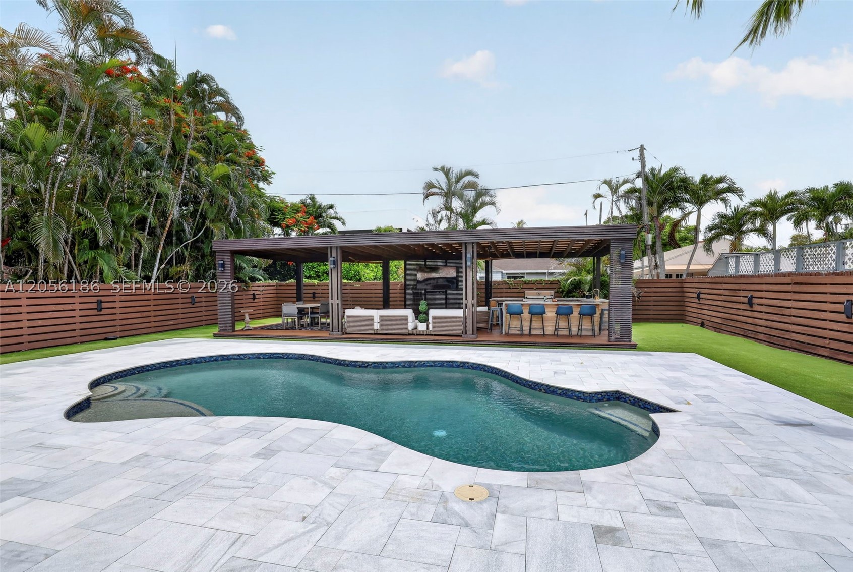 545 NE 9th Ave Fort Lauderdale, FL 33301