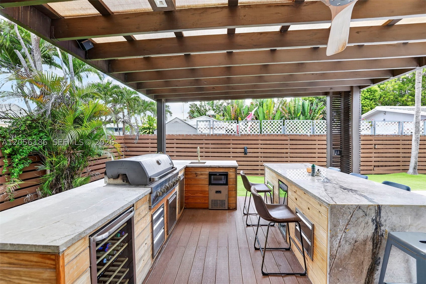 545 NE 9th Ave Fort Lauderdale, FL 33301