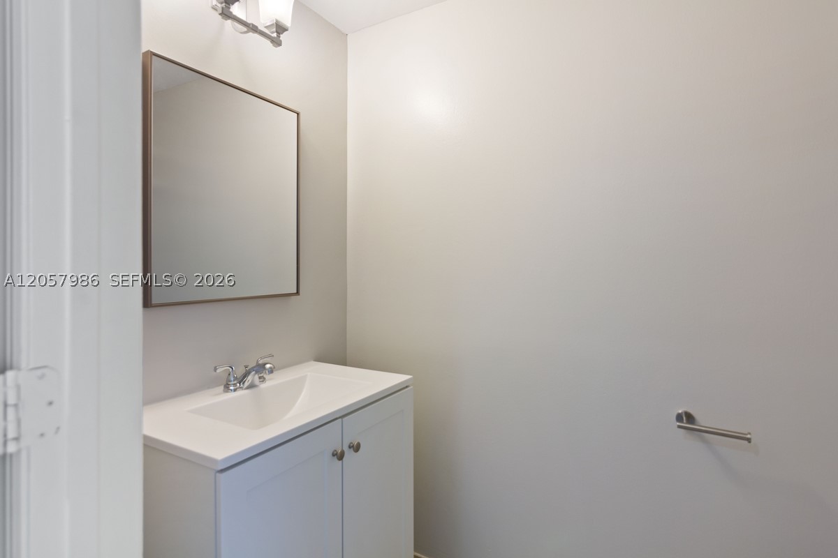 image Infinity at Brickell10