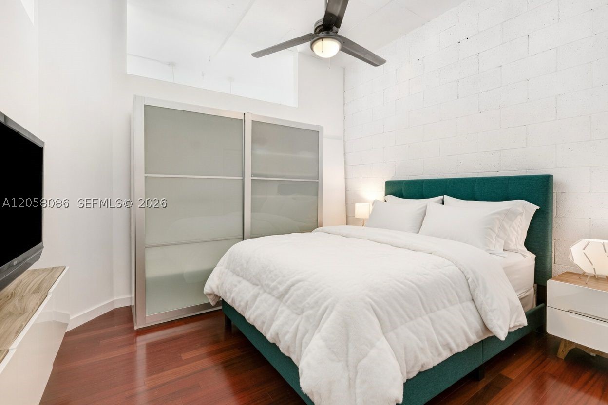 image Cite on the Bay West11