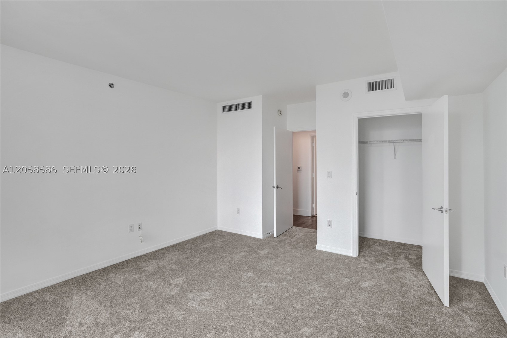 image 500 Brickell West12