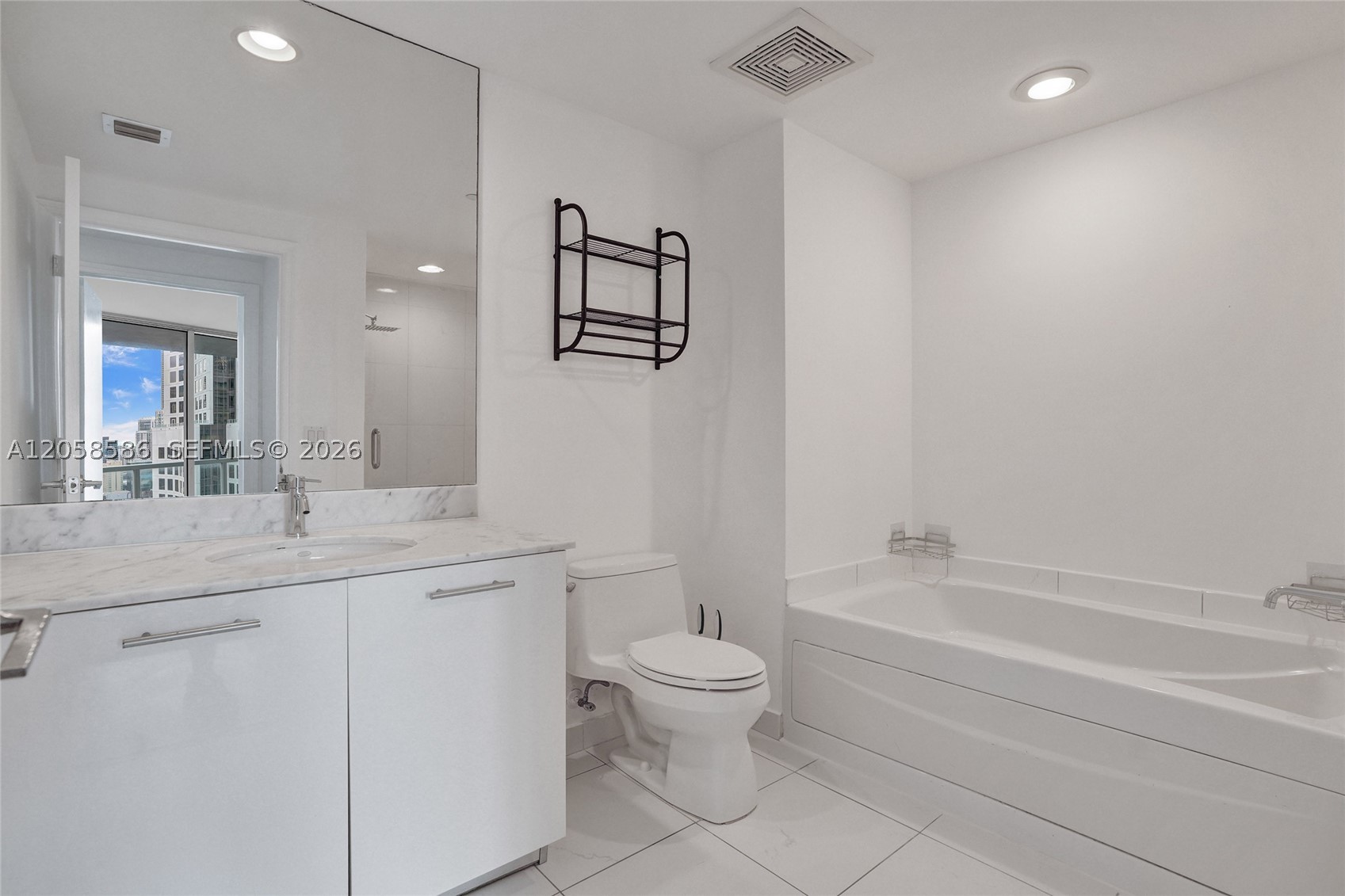 image 500 Brickell West16