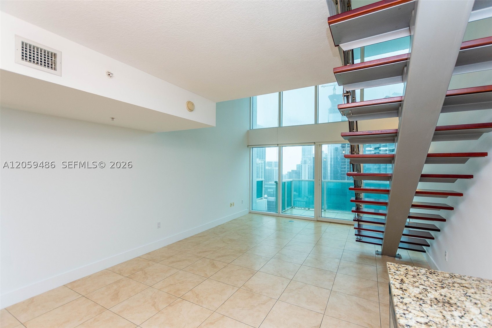 image Brickell on the River South9