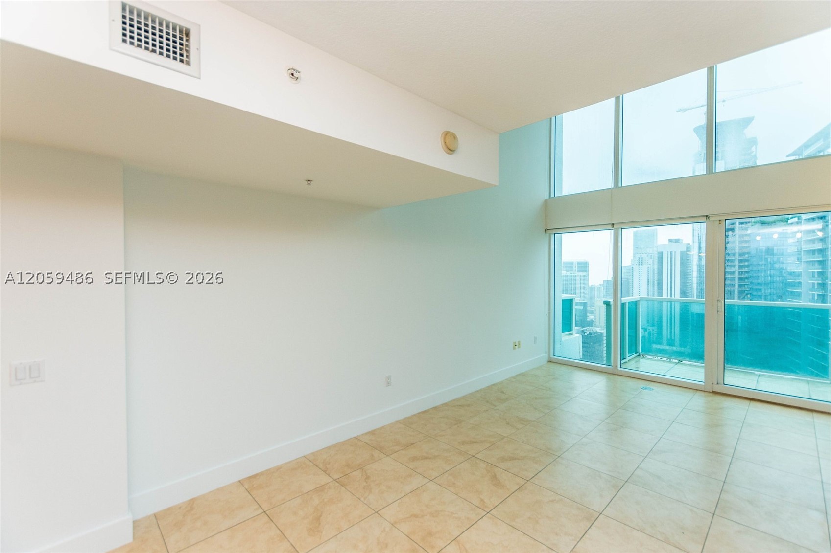 image Brickell on the River South10