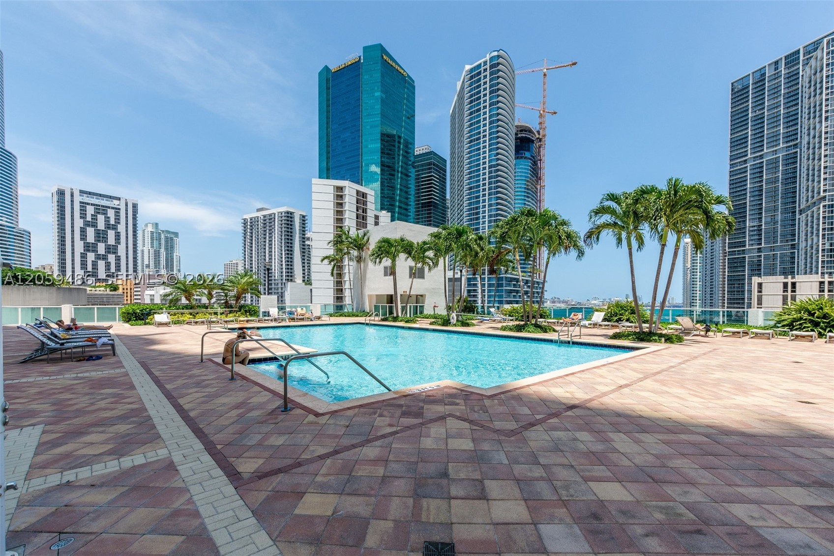 image Brickell on the River South43