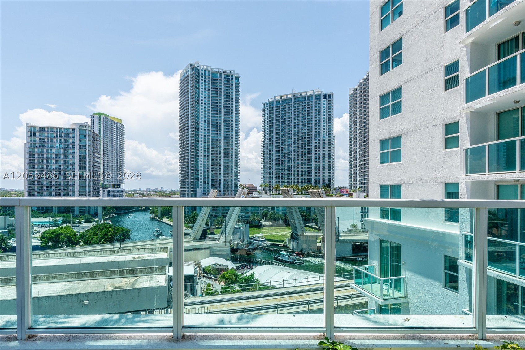 image Brickell on the River South52