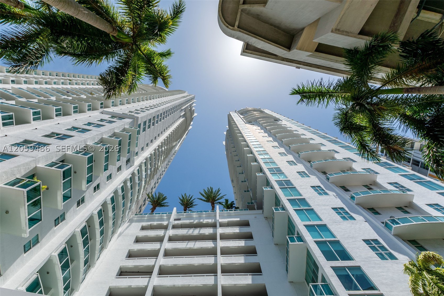 image Brickell on the River South72