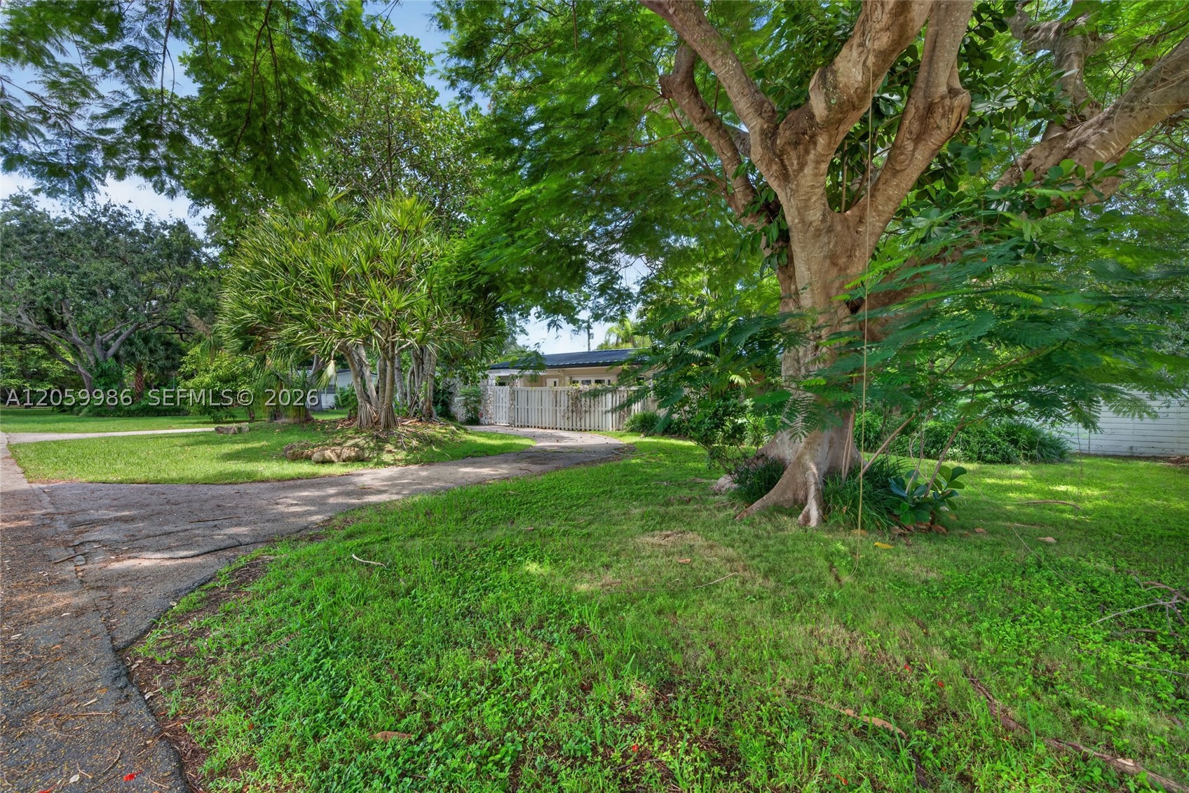 12935 SW 81st Ave #n/a Pinecrest, FL 33156