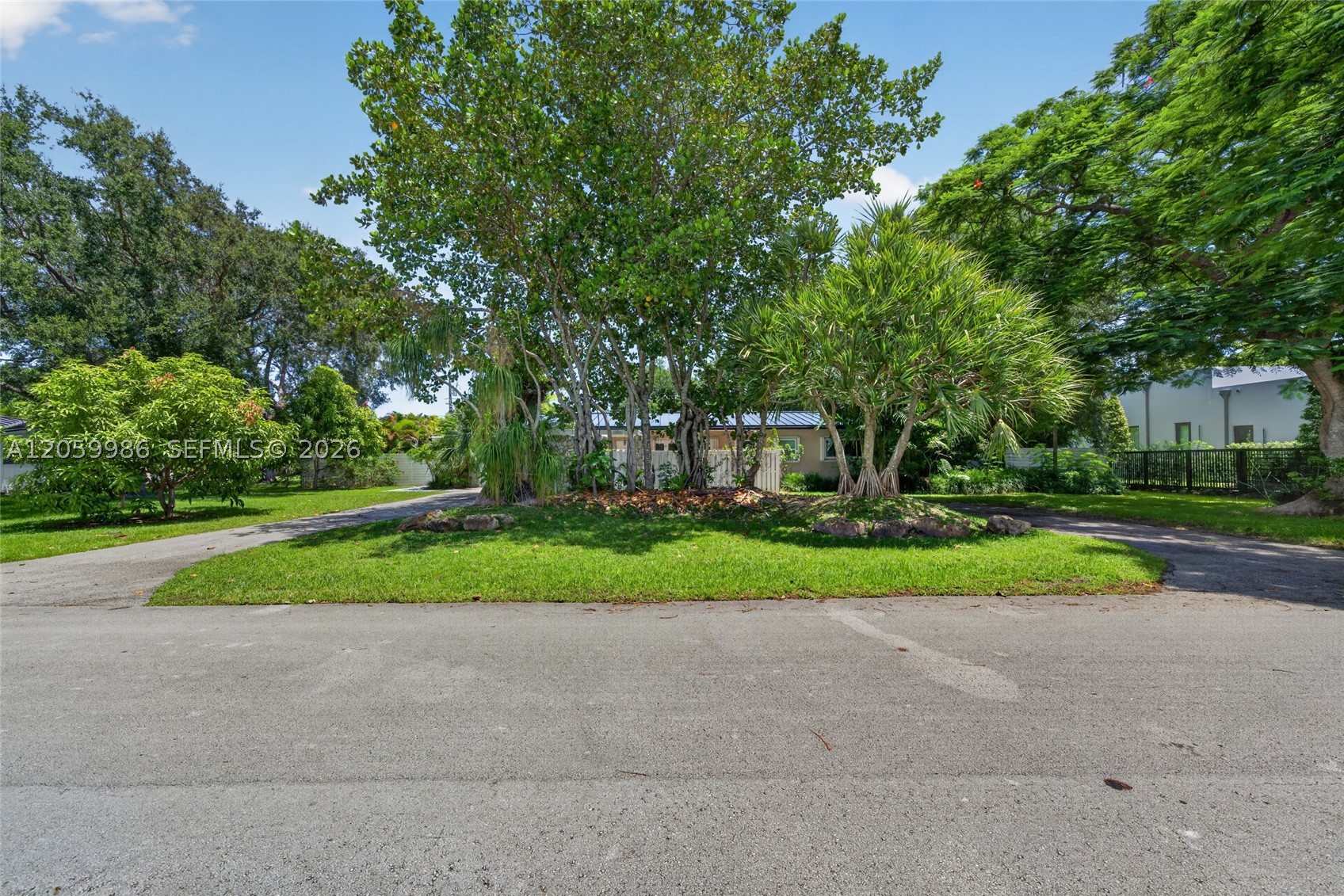 12935 SW 81st Ave #n/a Pinecrest, FL 33156