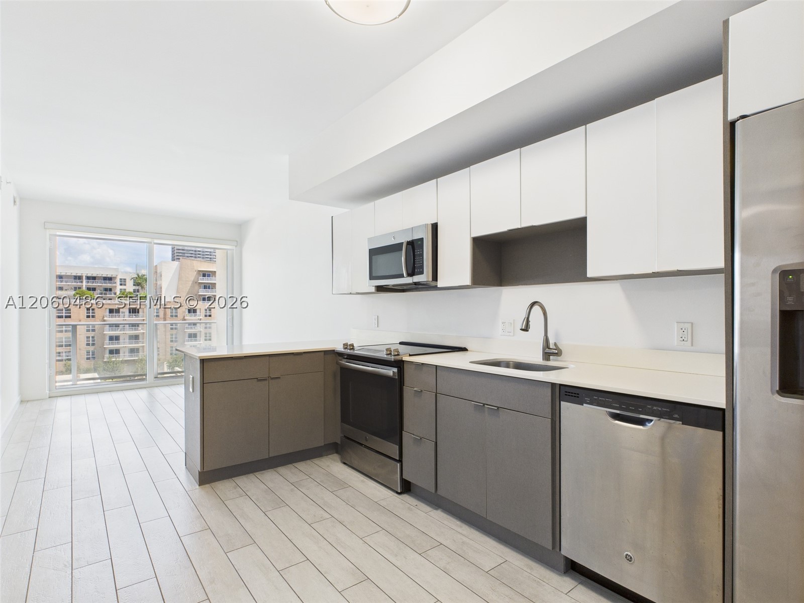image 26 Edgewater13