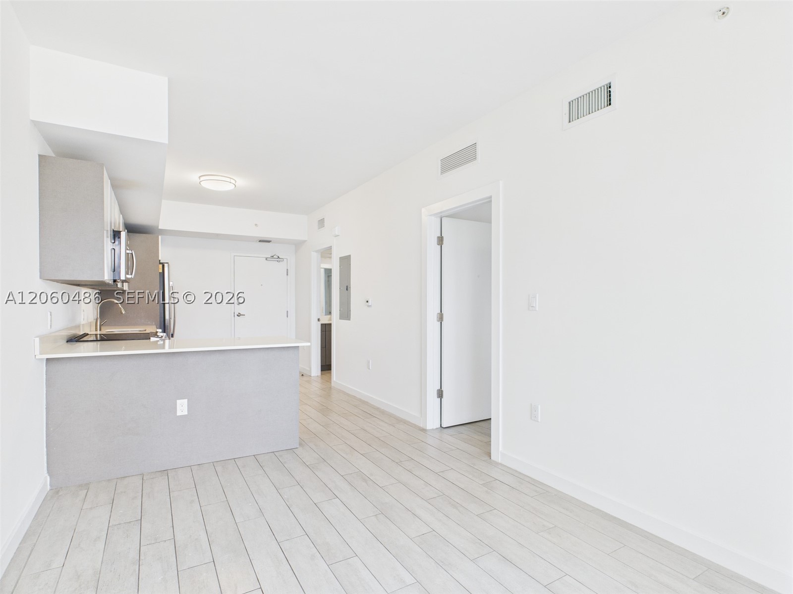 image 26 Edgewater15