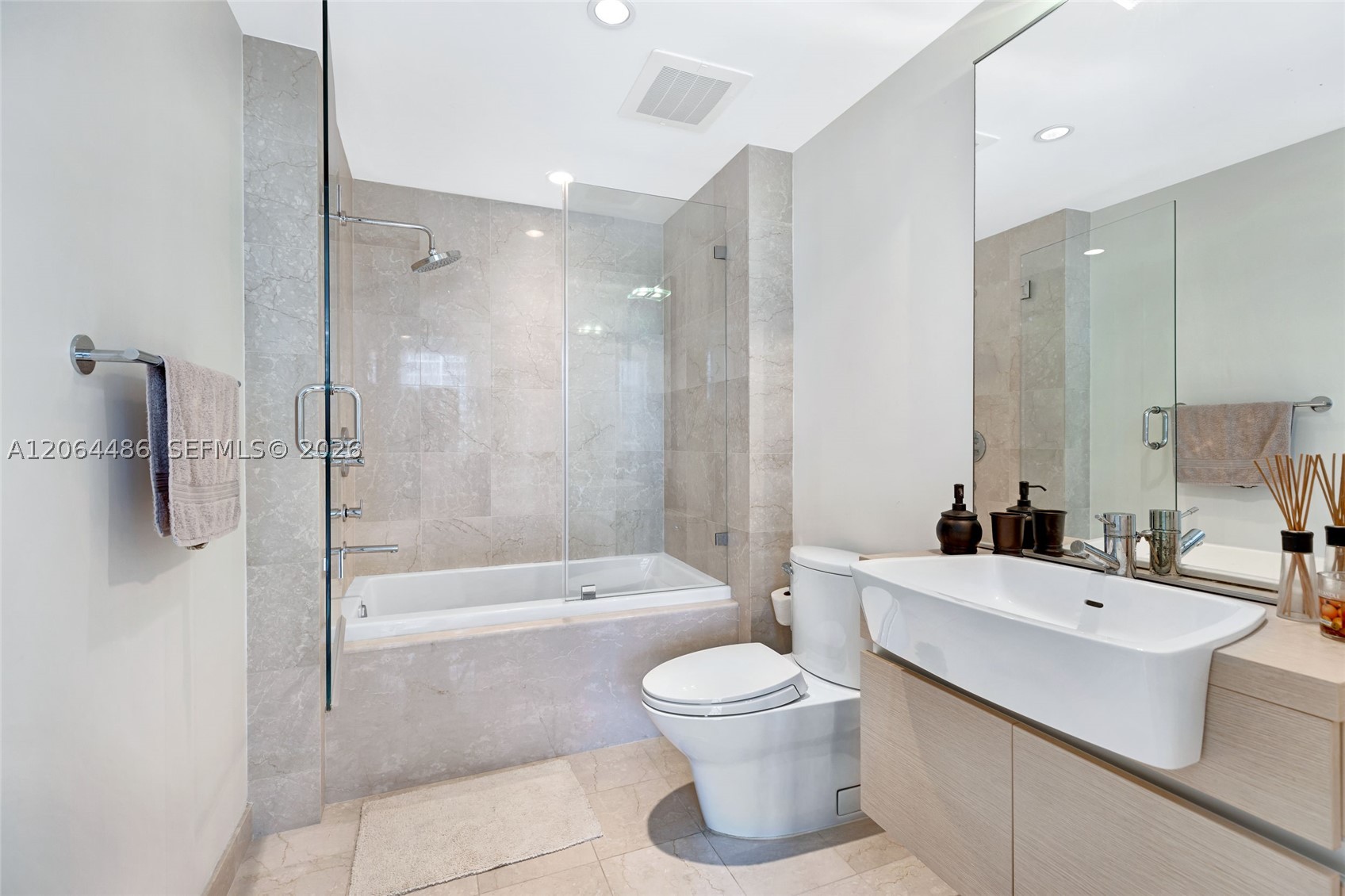 image Epic Residences10