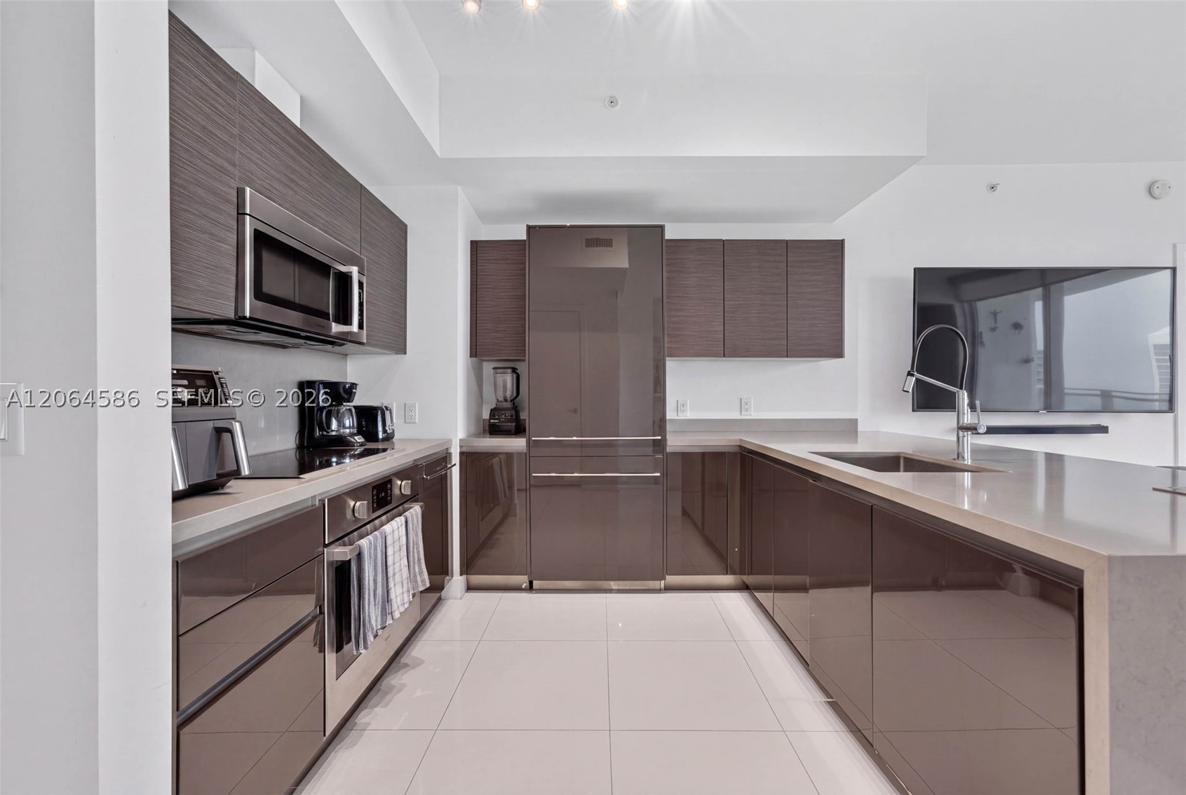 image The Bond on Brickell14