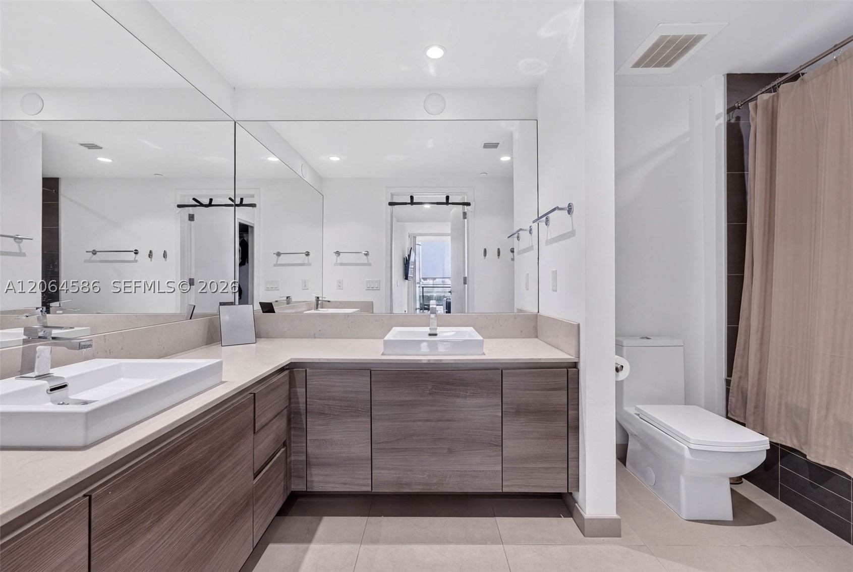image The Bond on Brickell22
