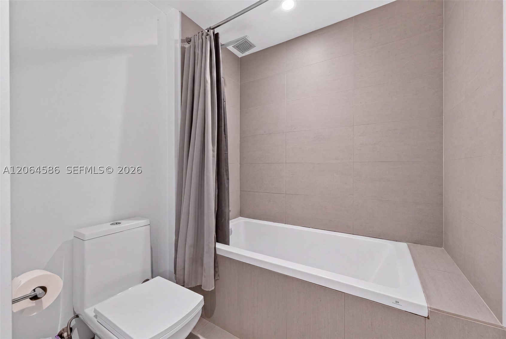 image The Bond on Brickell23