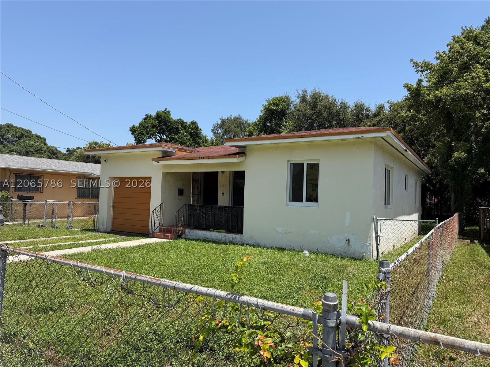 5525 NW 5th Ct