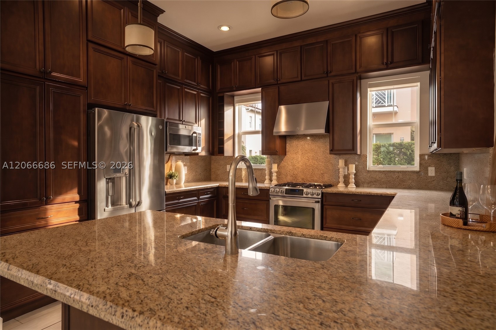 1749 NE 9th St Fort Lauderdale, FL 33304