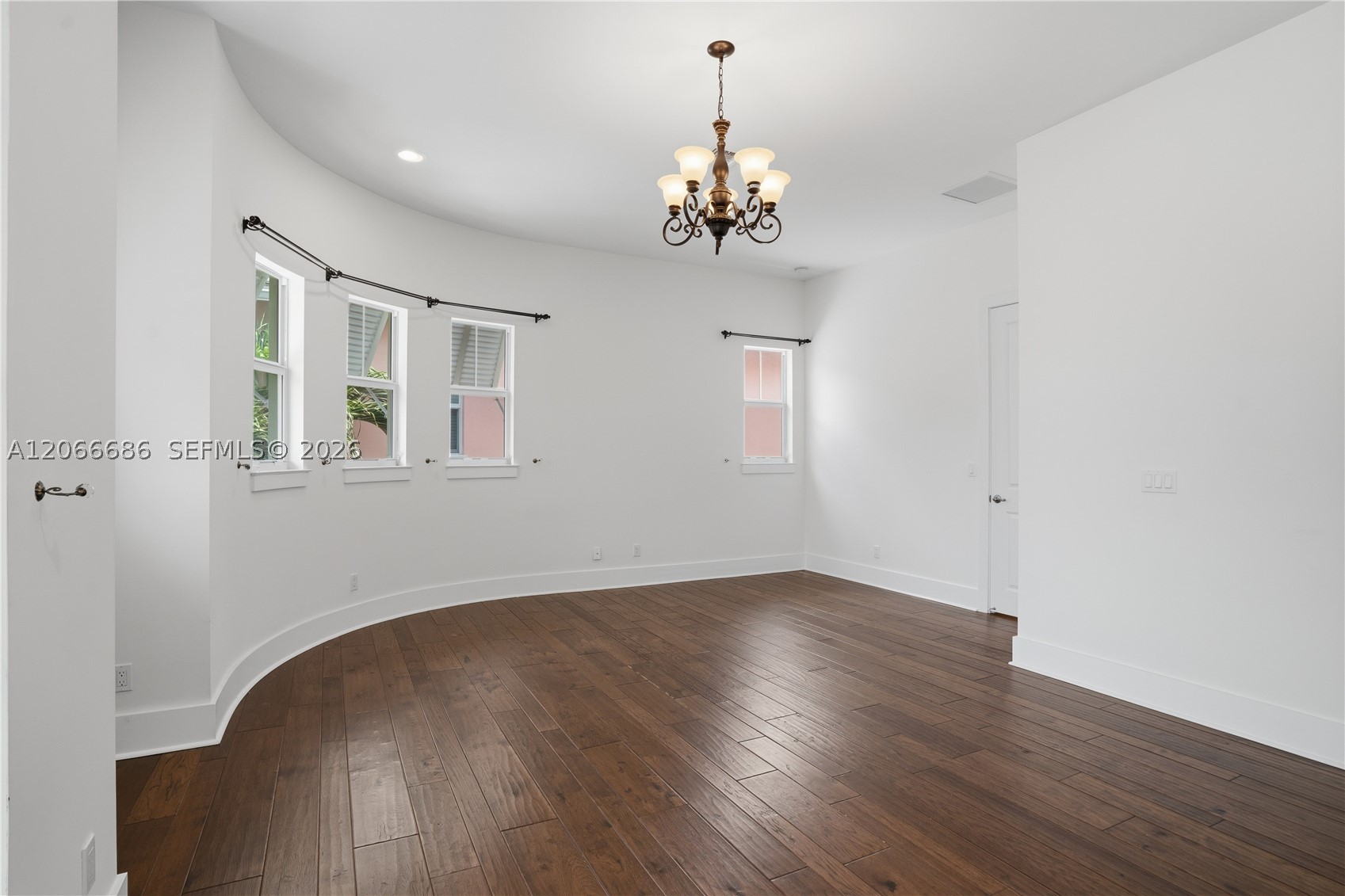 1749 NE 9th St Fort Lauderdale, FL 33304