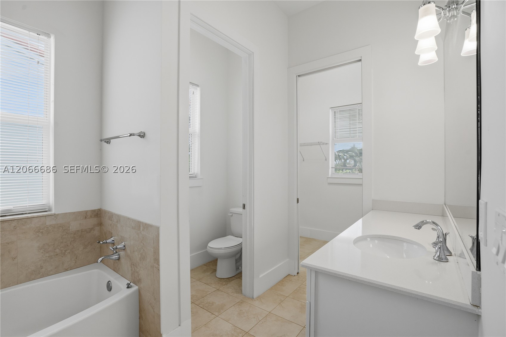 1749 NE 9th St Fort Lauderdale, FL 33304