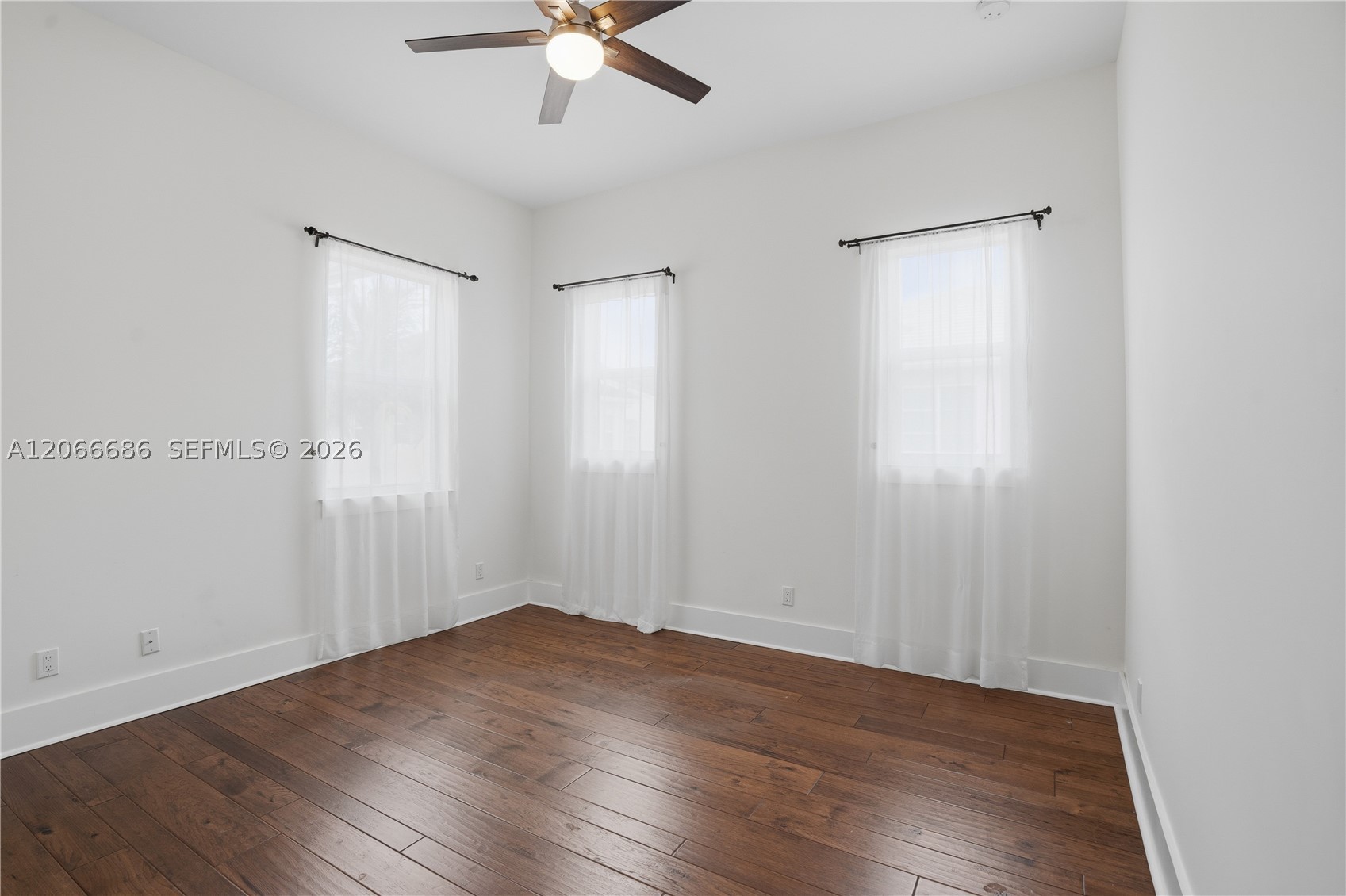 1749 NE 9th St Fort Lauderdale, FL 33304