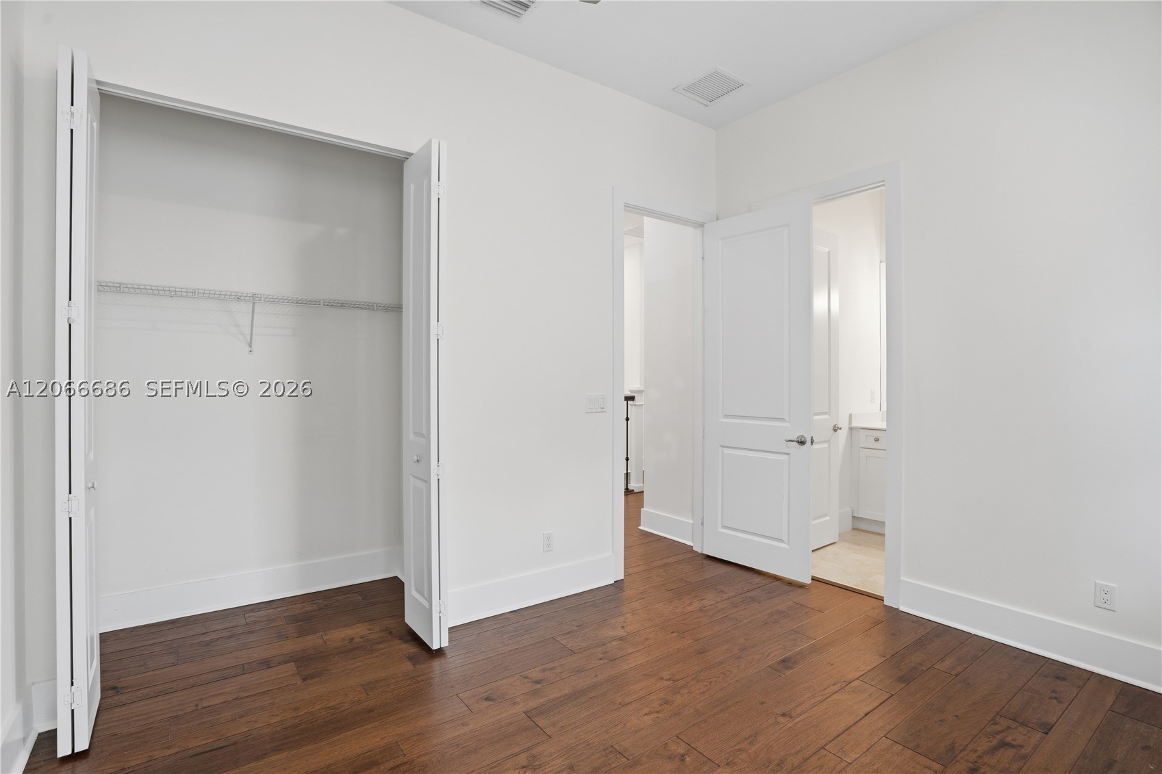 1749 NE 9th St Fort Lauderdale, FL 33304