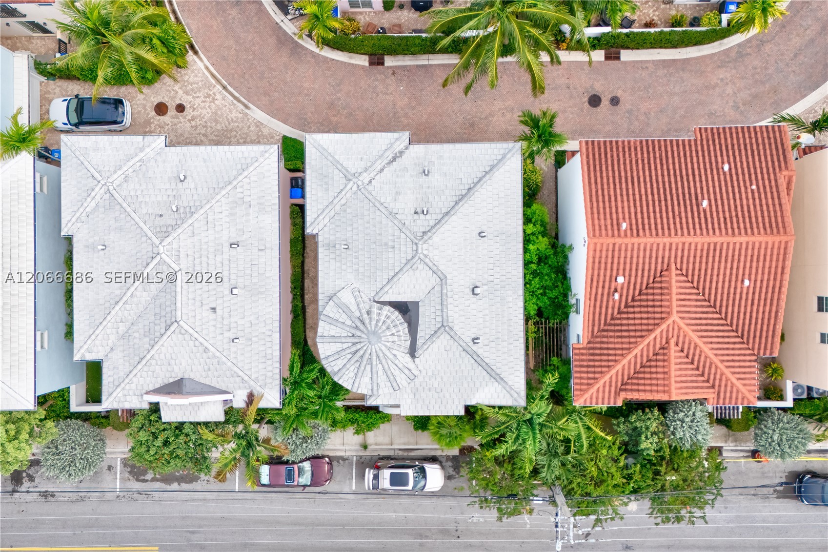 1749 NE 9th St Fort Lauderdale, FL 33304