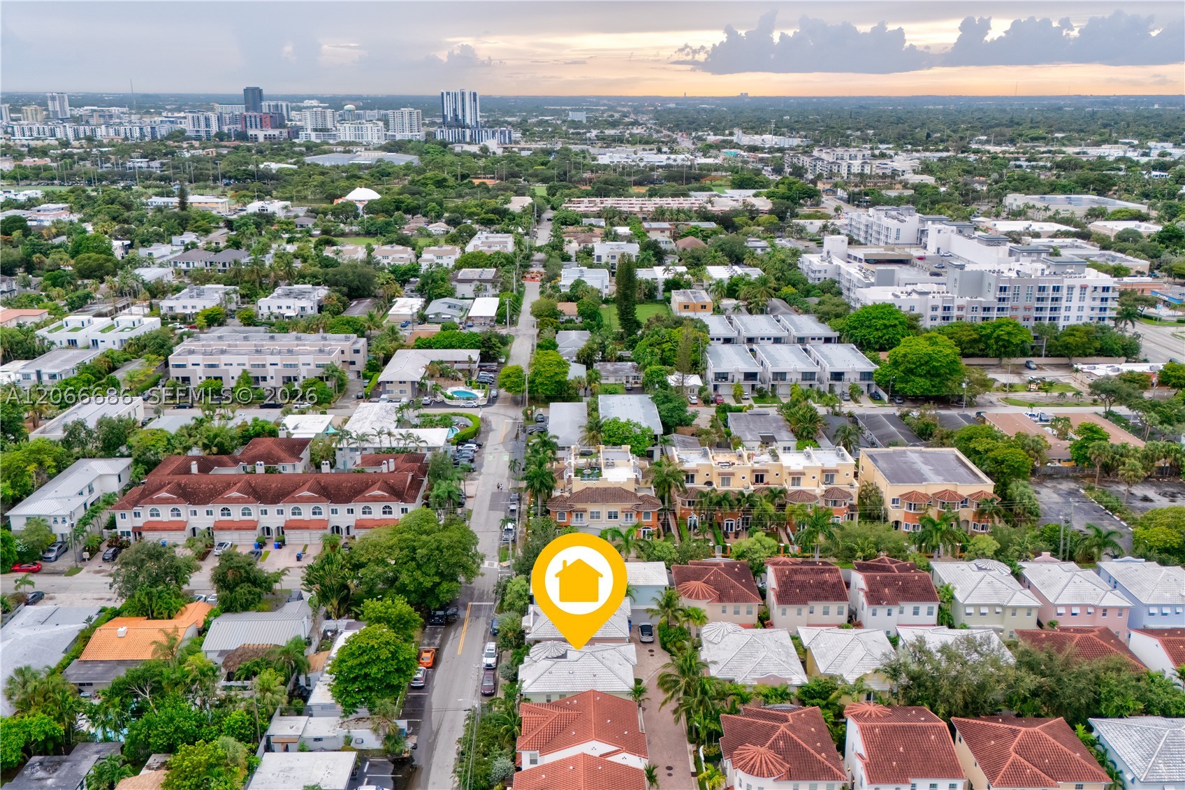 1749 NE 9th St Fort Lauderdale, FL 33304