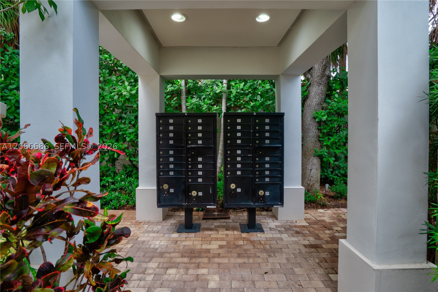 1749 NE 9th St Fort Lauderdale, FL 33304