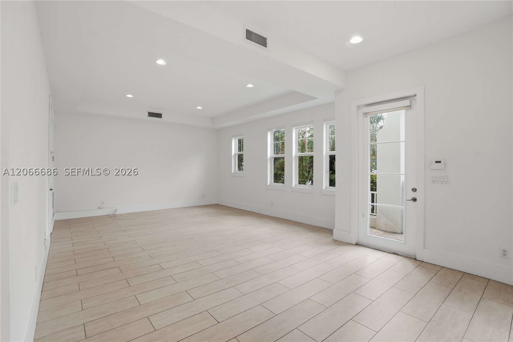 1749 NE 9th St Fort Lauderdale, FL 33304