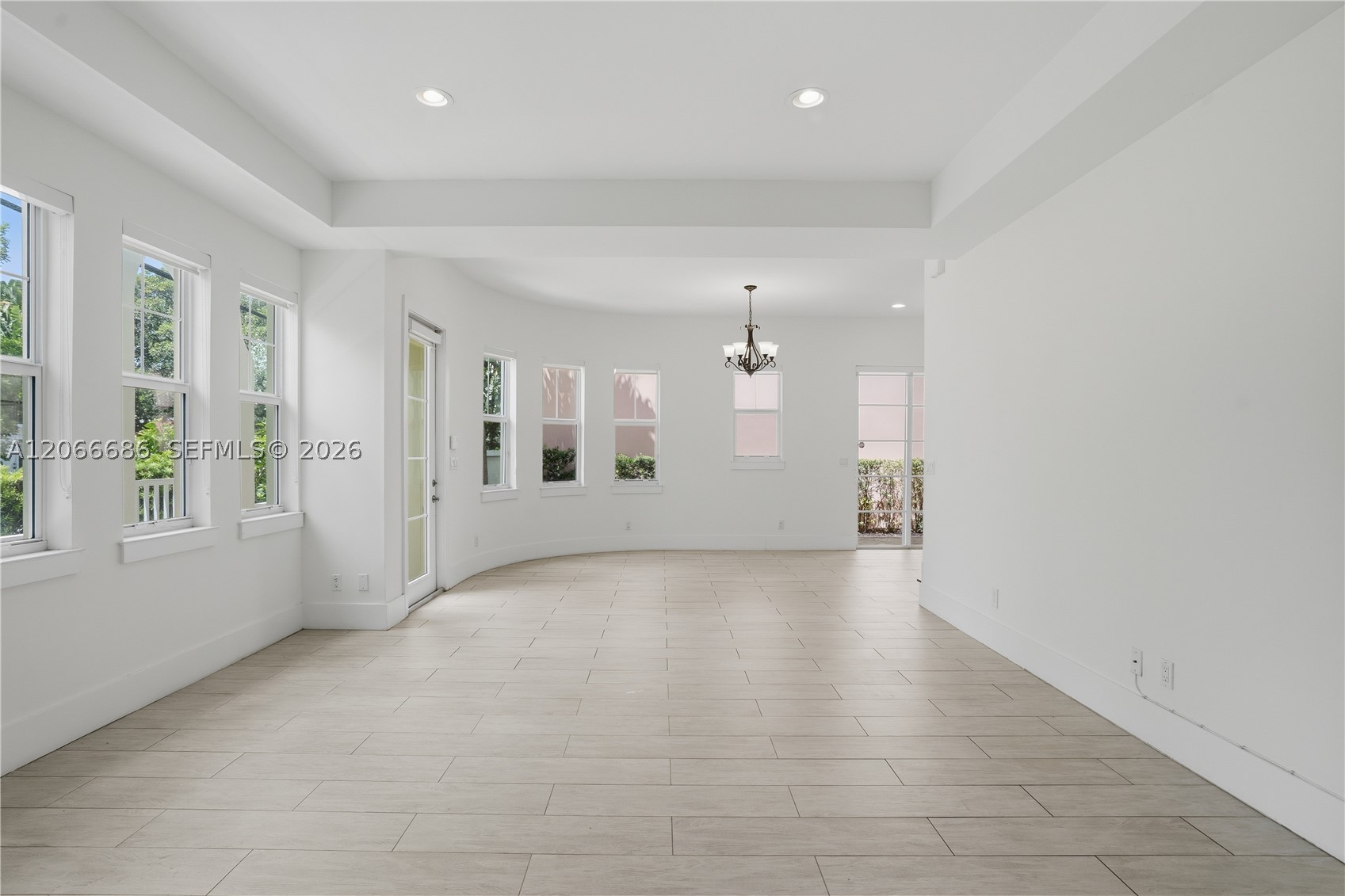 1749 NE 9th St Fort Lauderdale, FL 33304
