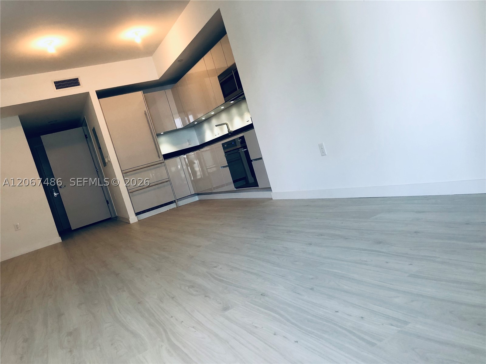 image 1010 Brickell6