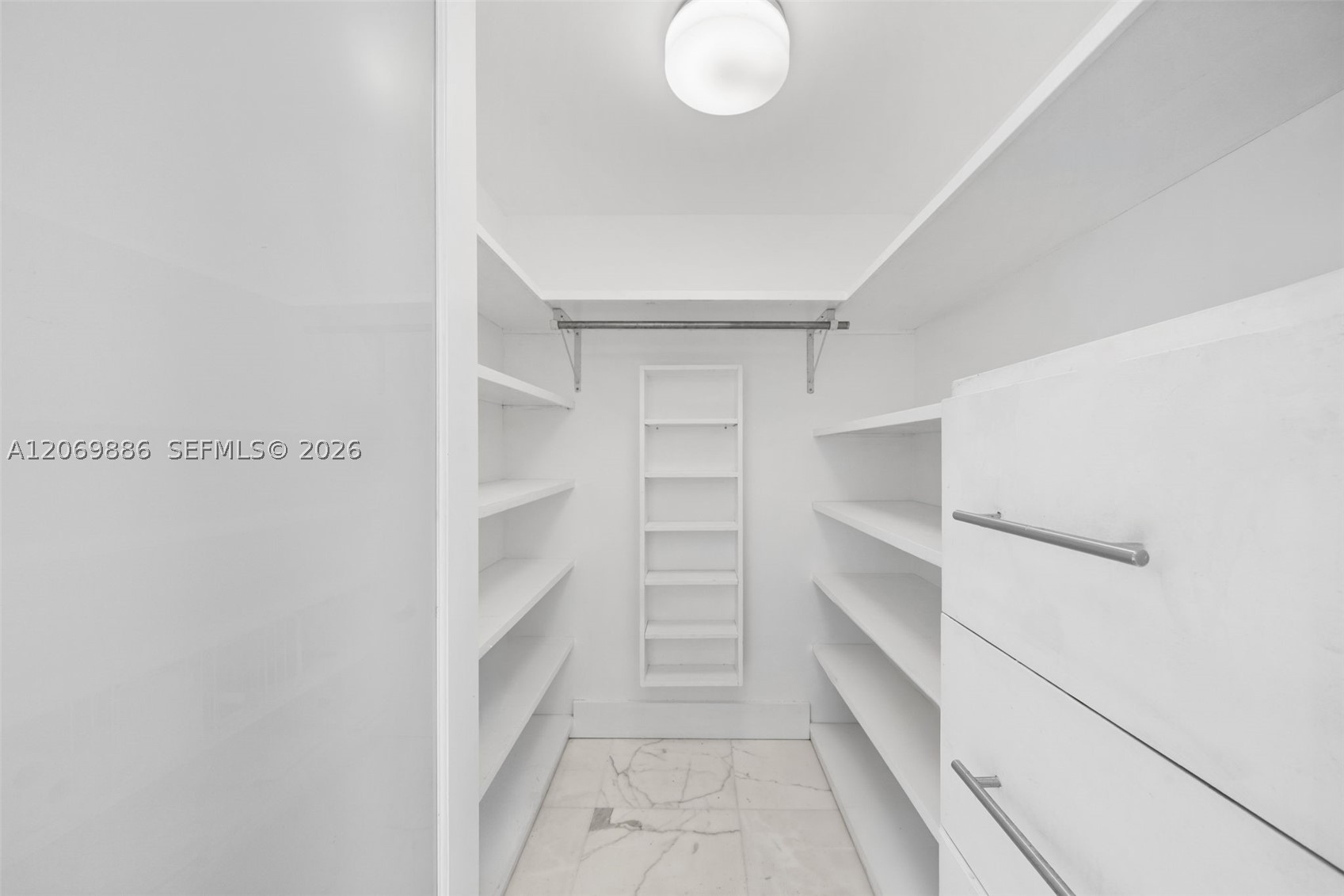 400 S Pointe Dr #1905 Miami Beach, FL 33139