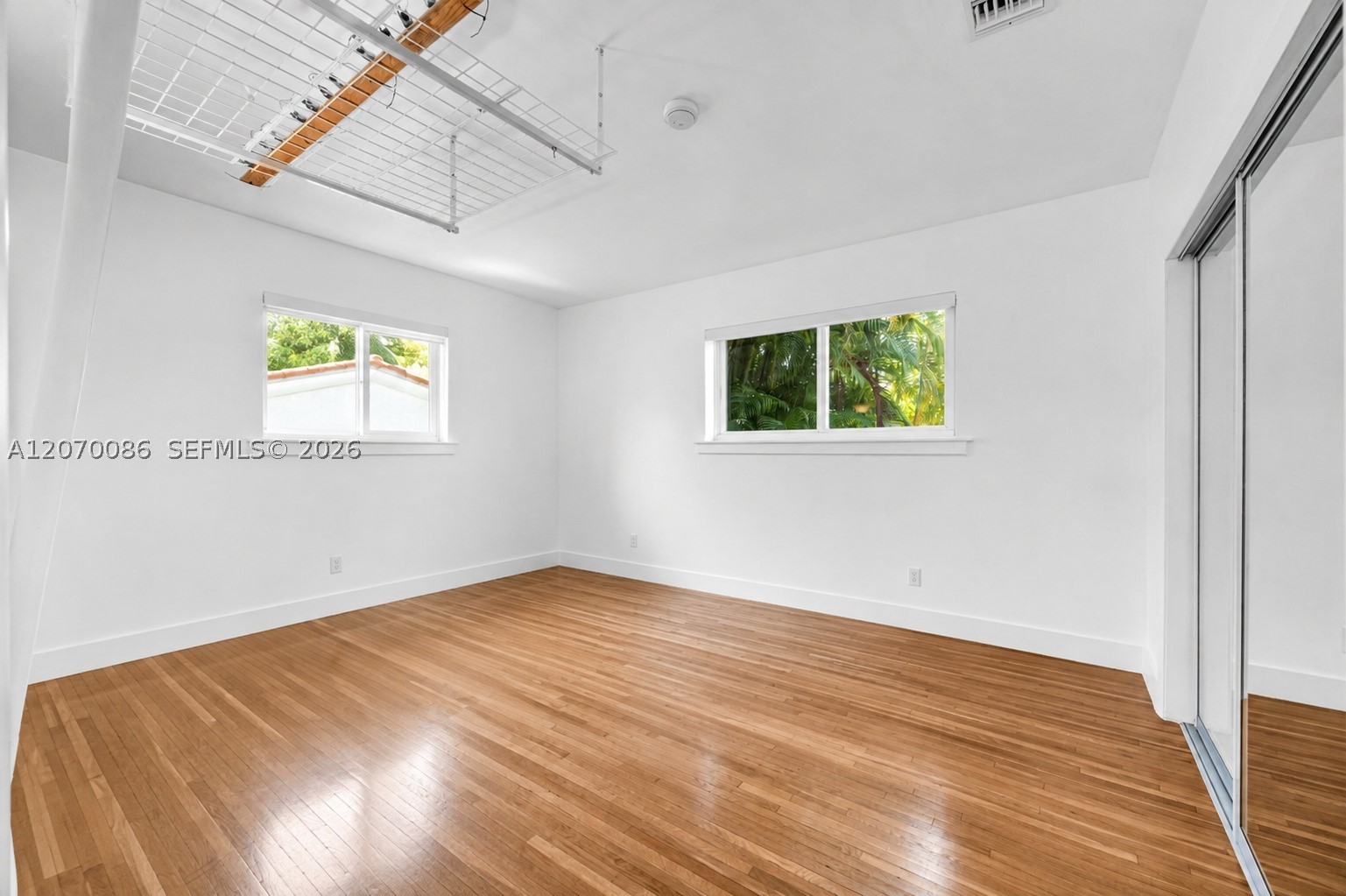 1085 NE 84th St Miami, FL 33138