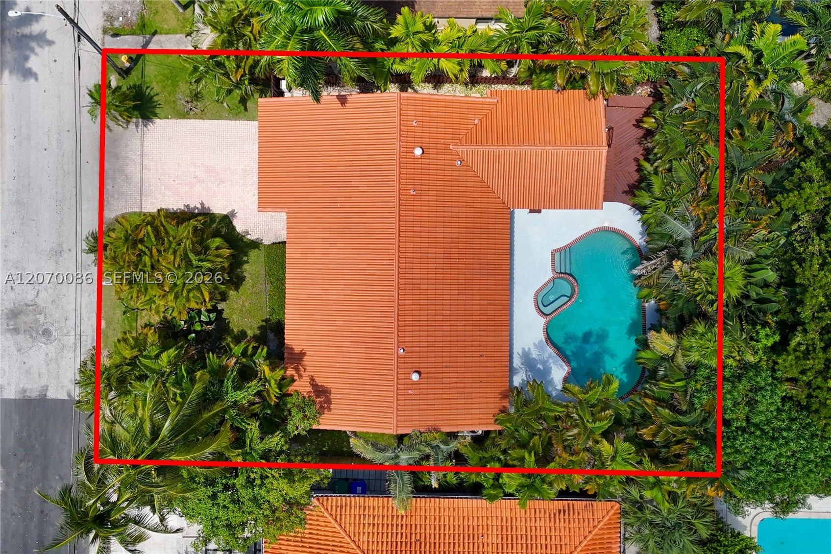 1085 NE 84th St Miami, FL 33138
