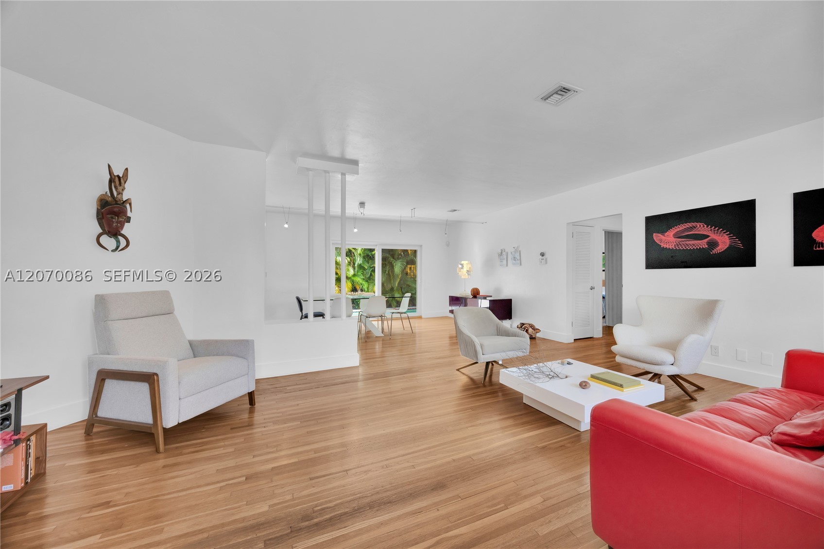1085 NE 84th St Miami, FL 33138