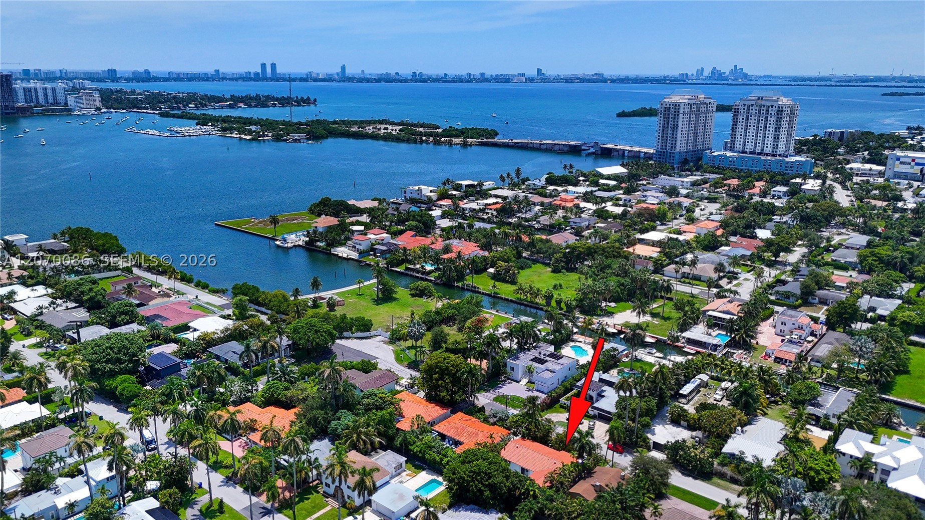 1085 NE 84th St Miami, FL 33138