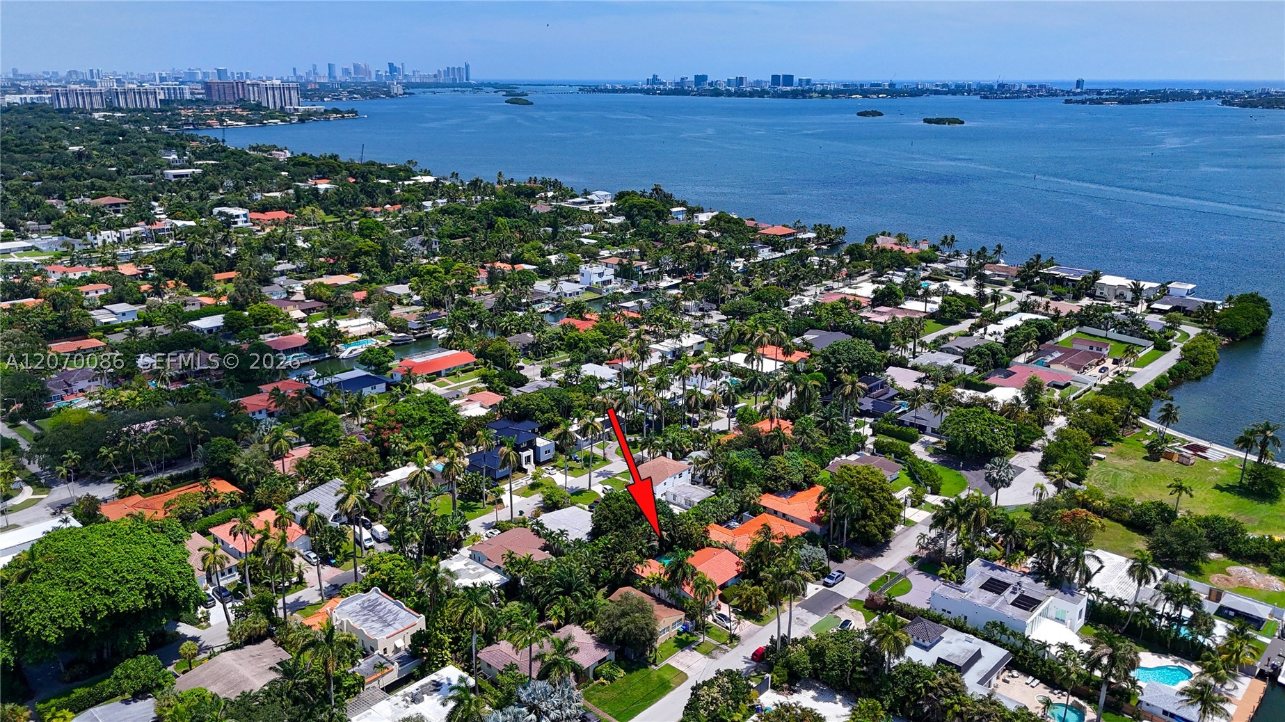 1085 NE 84th St Miami, FL 33138