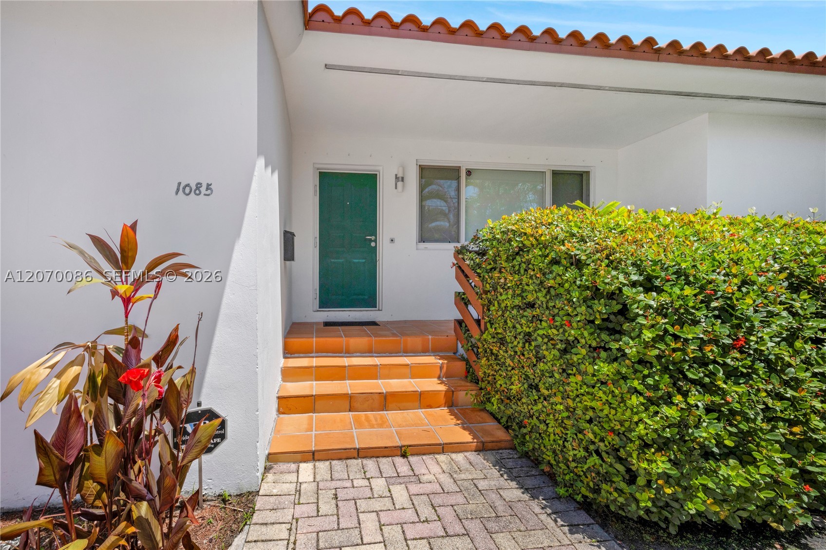 1085 NE 84th St Miami, FL 33138