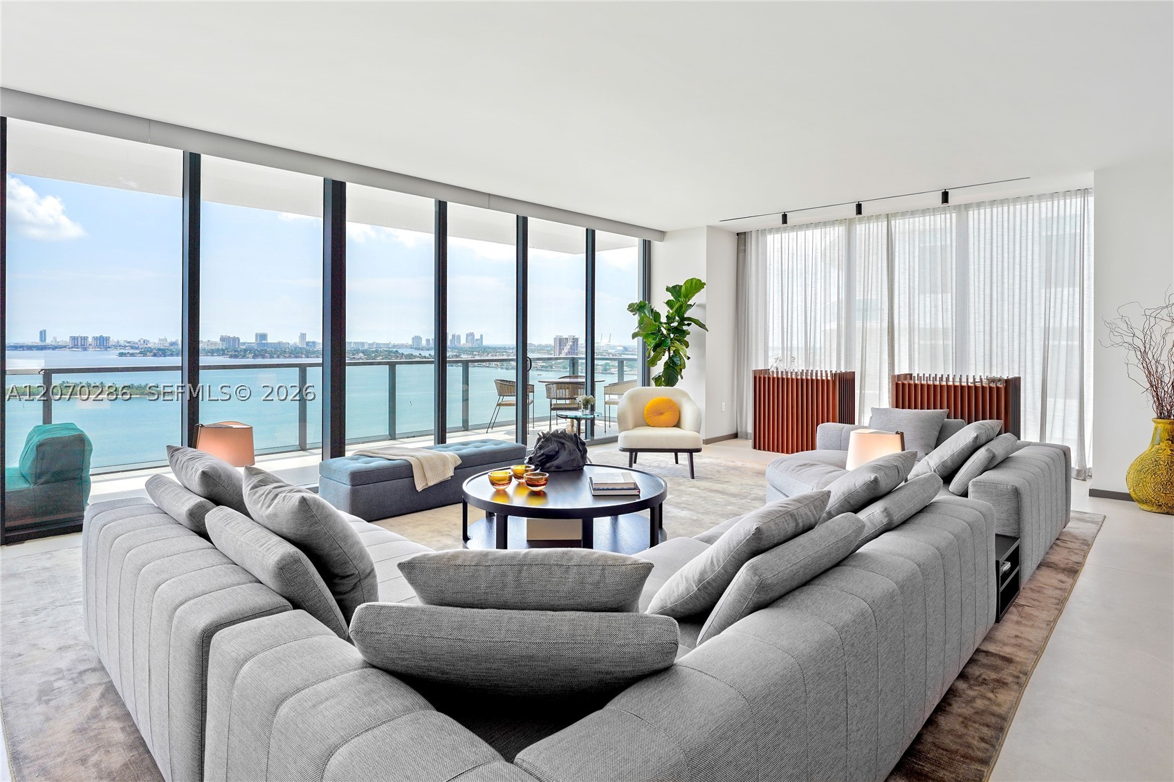 image Elysee Miami53