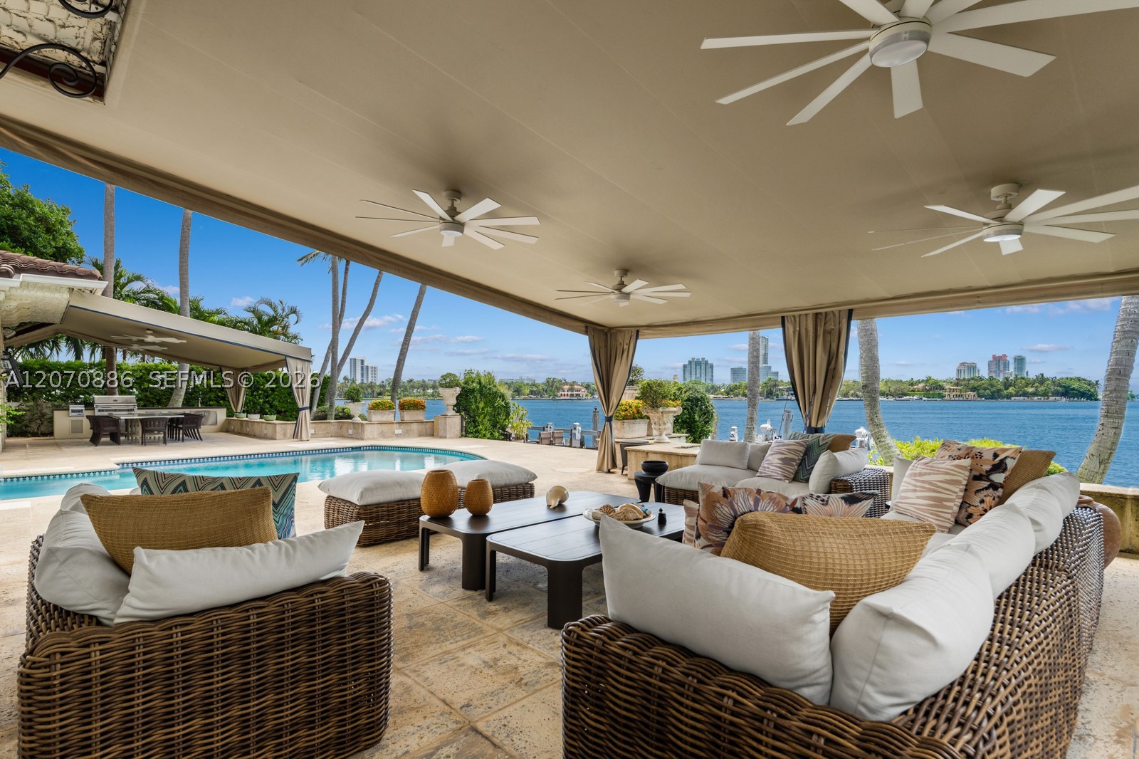 4 Palm Ave Miami Beach, FL 33139