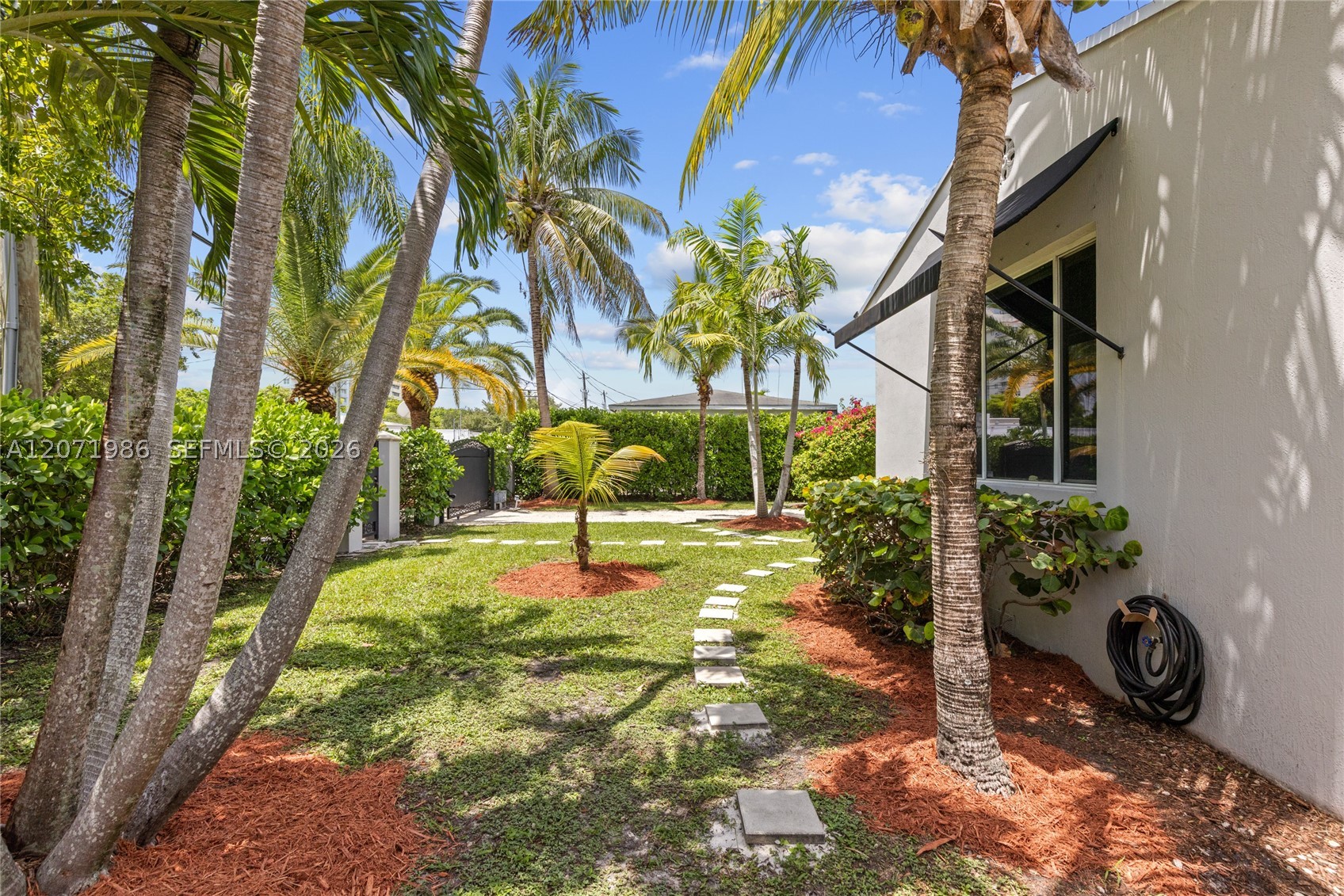 2831 SW 21st Ter Miami, FL 33145